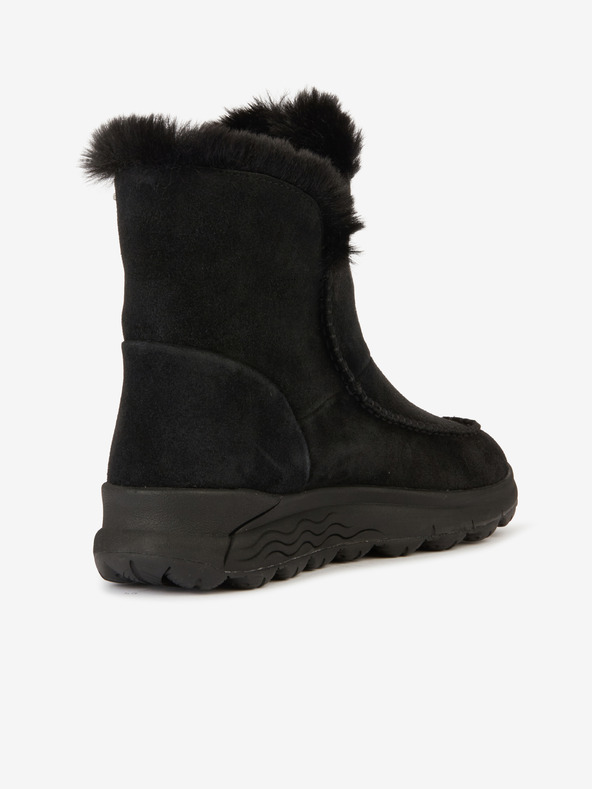 Geox Černá dámská kotníková obuv Geox Spherica 4X4 B ABX