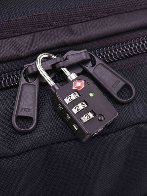CabinZero Černý batoh CabinZero Military 36L Absolute Black