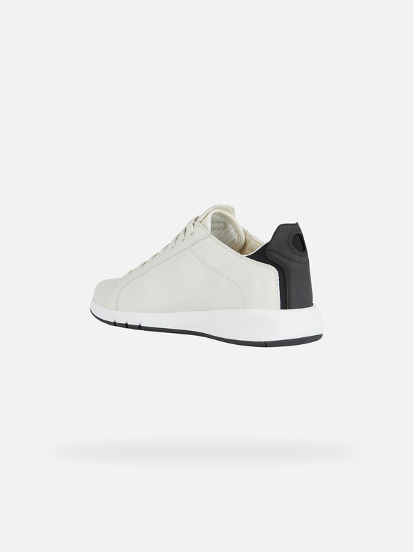 Geox Bílé pánské tenisky Geox Aerantis