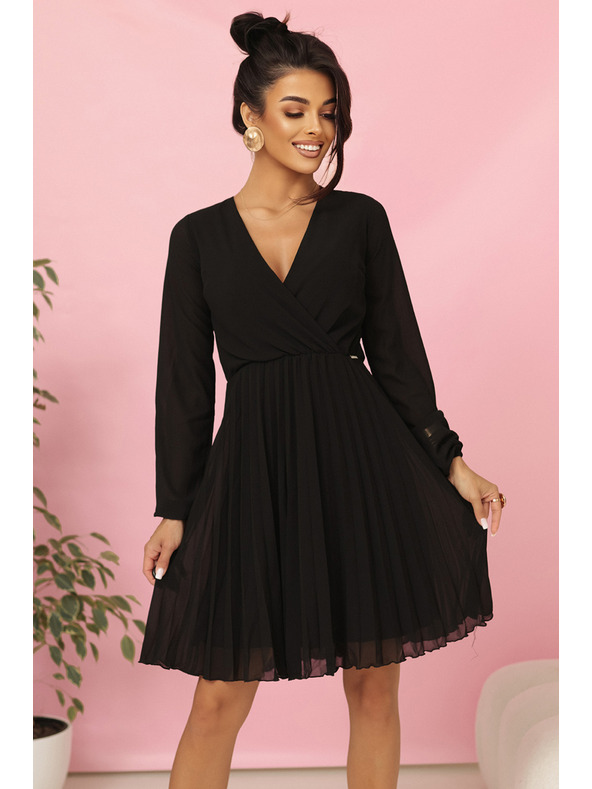 numoco Skládané šaty ISABELLE  s dlouhým rukávem a výstřihem