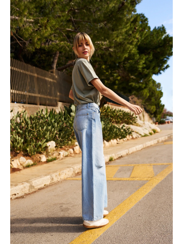 Moodo Khaki dámské volné tričko Moodo