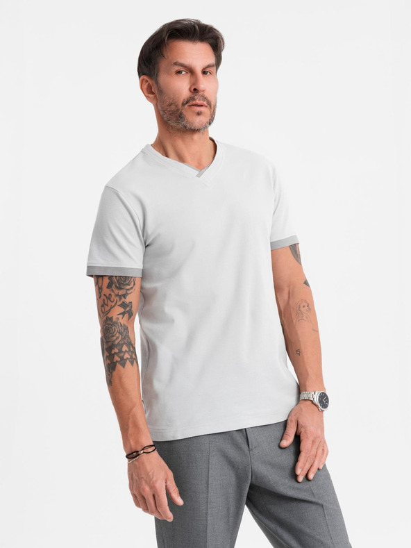 Ombre Clothing Pánské tričko s kontrastními vsadkami a výstřihem do V - světle šedé