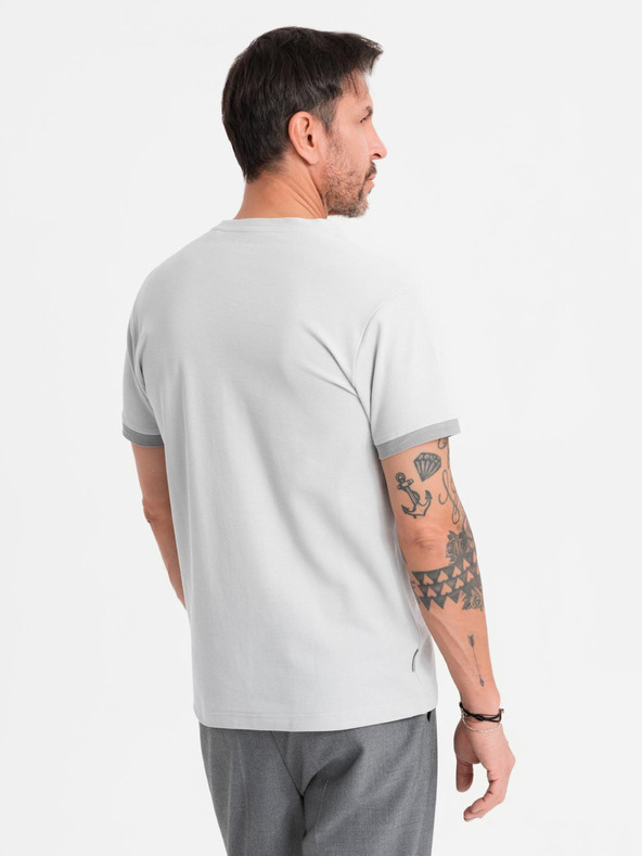 Ombre Clothing Pánské tričko s kontrastními vsadkami a výstřihem do V - světle šedé