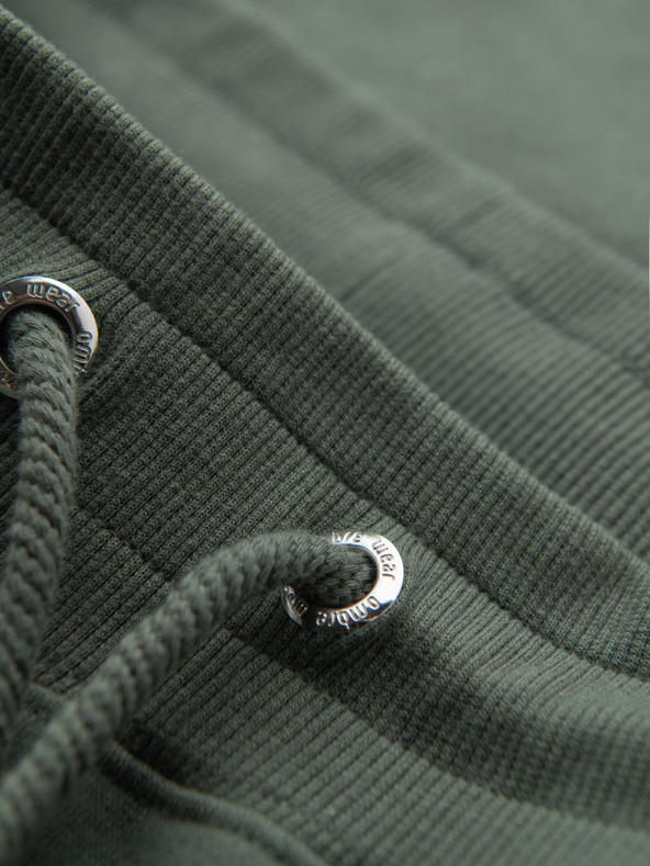 Ombre Clothing Pánské tepláky s lemováním a žebrovanými nohavicemi - olivové