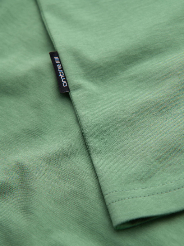 Ombre Clothing Bavlněné klasické pánské tričko BASIC s výstřihem do V - zelené