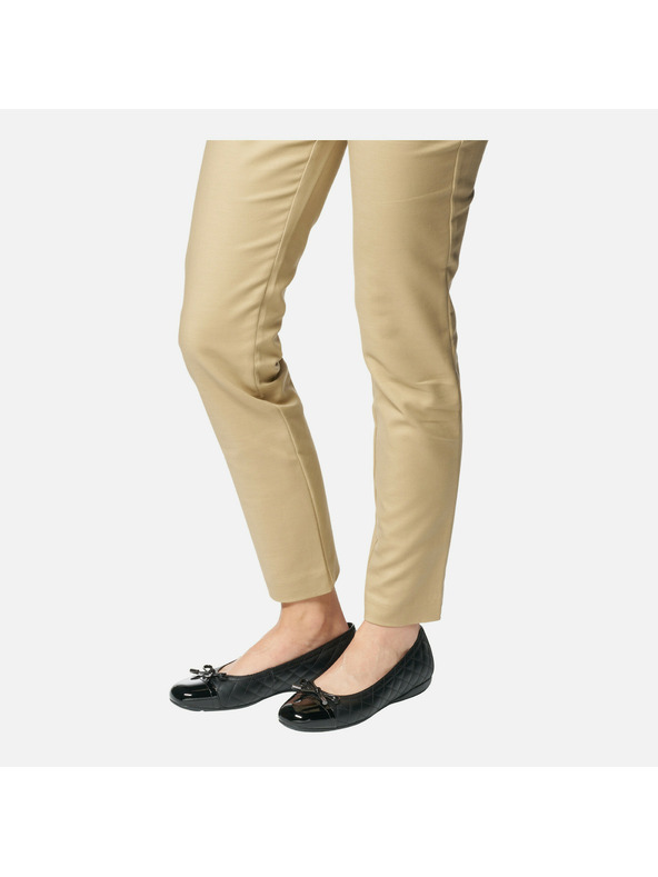 Geox Černé dámské baleríny Geox Annytah