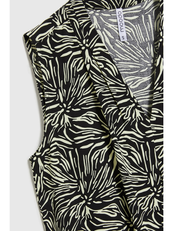 Moodo Černobílá halenka bez rukávů