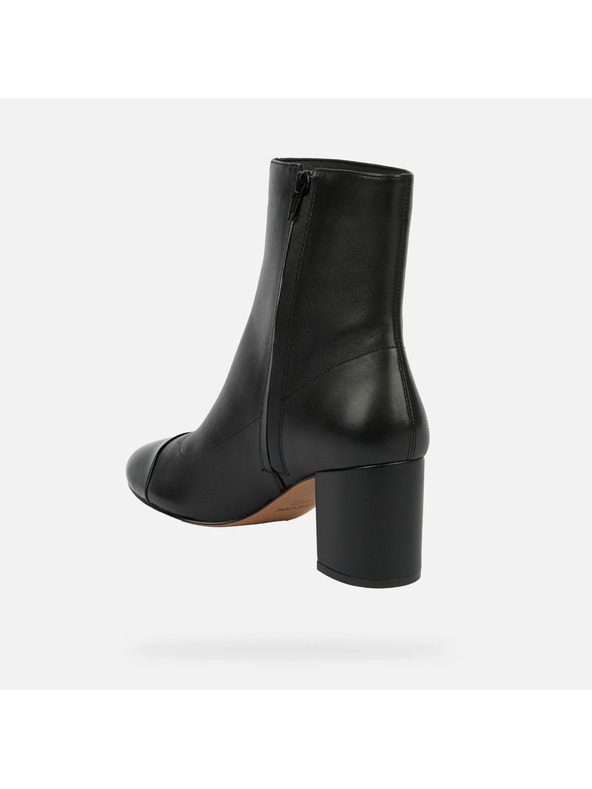 Geox Černá dámská kotníková obuv Geox Virnilisa 65