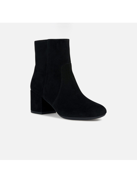 Geox Černá dámská kotníková obuv Geox Eleana