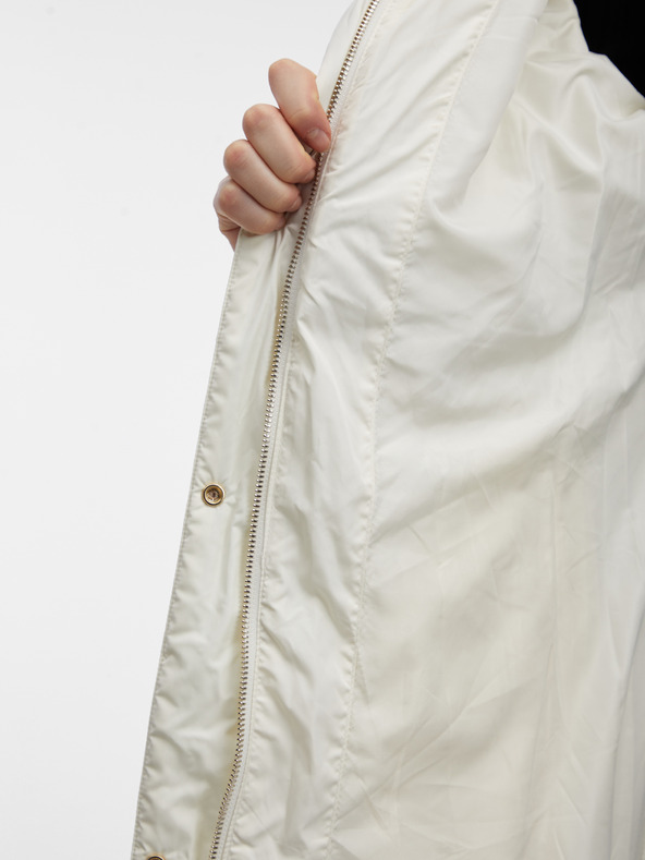 Orsay Krémový dámský prošívaný kabát s umělým kožíškem ORSAY