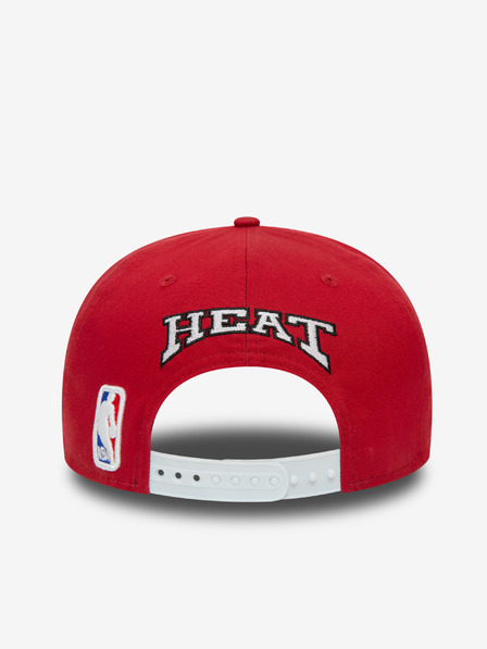 New Era Červená pánská kšiltovka New Era 950 NBA 9fifty