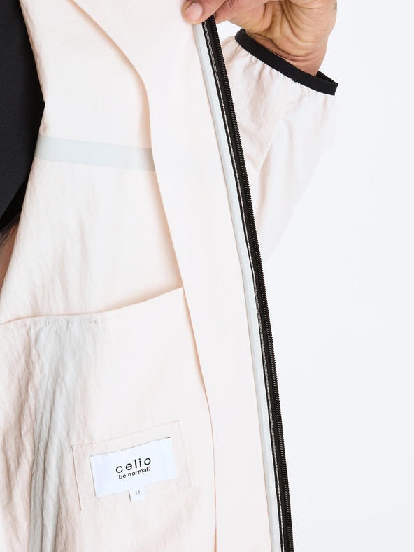 Celio Bílá pánská bunda s kapucí Celio Gutrack