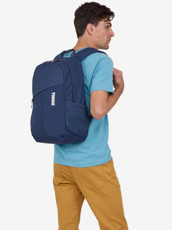 Thule Tmavě modrý batoh Thule Notus 20 L