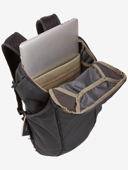 Thule Tmavě zelený pánský batoh Thule Landmark 70L