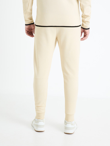 Celio Krémové pánské basic tepláky Celio Fonewyoke