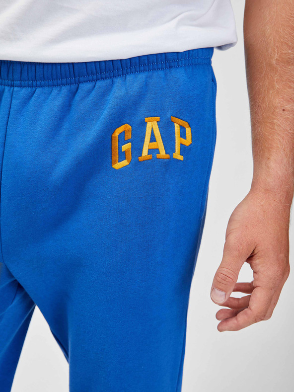 GAP Tepláky s vyšitým logem a fleece GAP