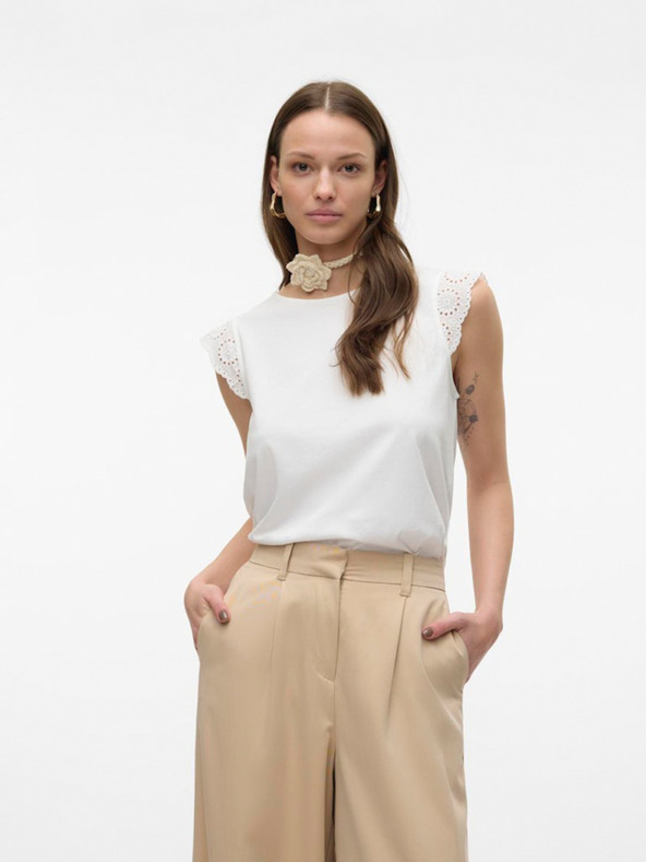 Vero Moda Bílé dámské tričko s krajkou Vero Moda Emily