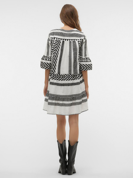 Vero Moda Černo-bílé dámské vzorované šaty Vero Moda Dicthe