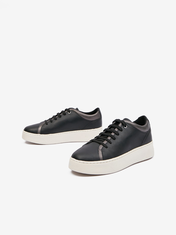 Geox Černé dámské tenisky Geox Skyely