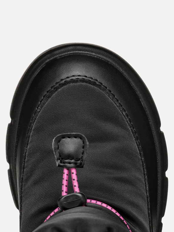 Geox Černá dívčí zimní obuv Geox Willaboo B A