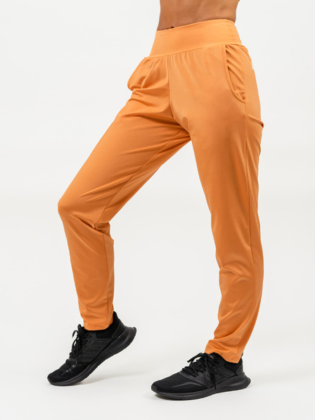 Nebbia Slim fit legíny s kapsami SLEEK 482
