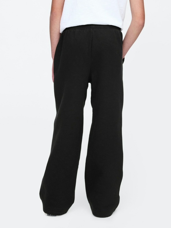 GAP Dětské baggy tepláky s logem GAP