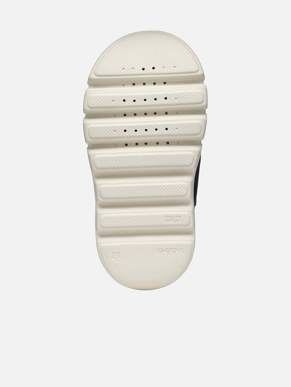 Geox Tmavě modrá dívčí zimní obuv Geox Willaboo B A