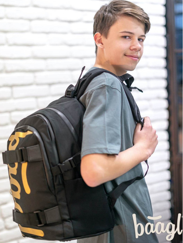 BAAGL  Černý školní set - batoh, penál a sáček Baagl Skate Gold