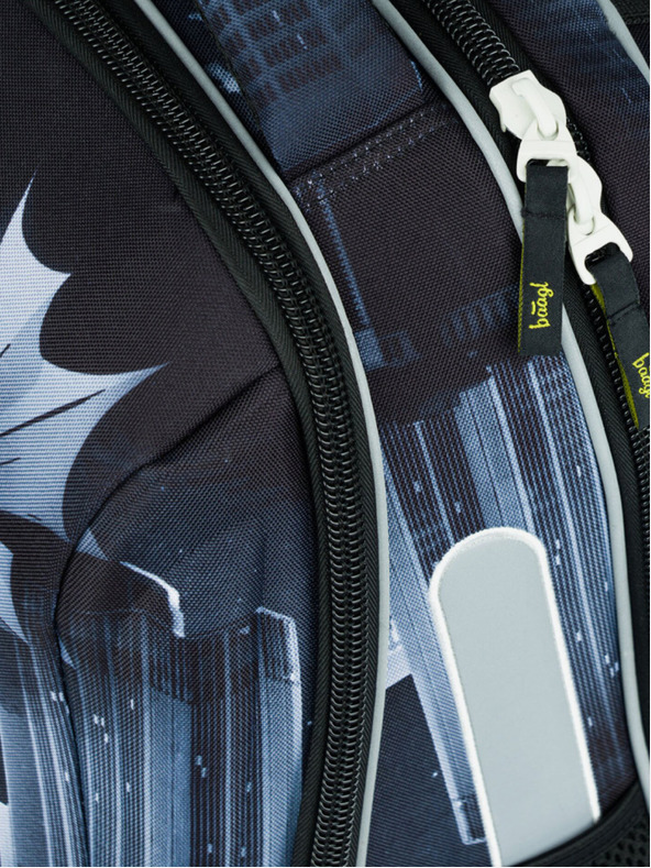 BAAGL  Černá školní aktovka Baagl Shelly Batman Dark City