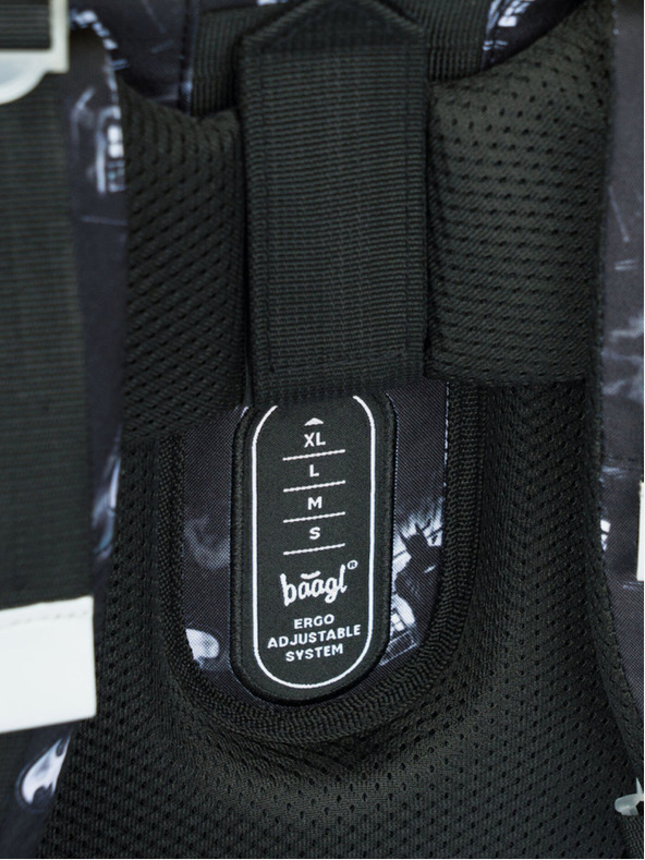 BAAGL  Černá školní aktovka Zippy Baagl Batman Darky City