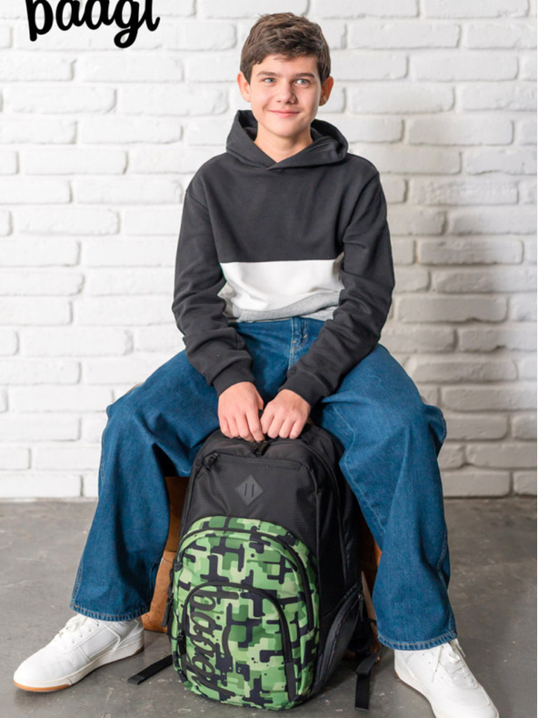 BAAGL  Černý batoh Baagl Coolmate Green