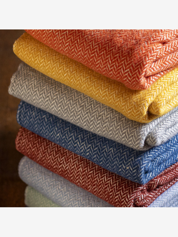 Balkanova Vlněná deka Elma VII - půlnoční modř