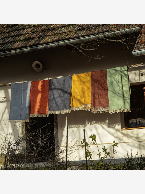 Balkanova Vlněná deka Elma VII - půlnoční modř