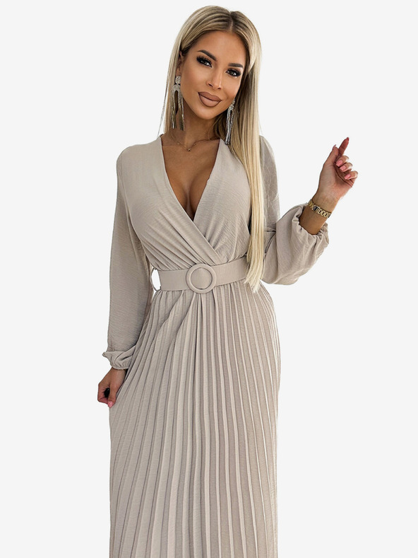 numoco VIVIANA Plisované midi šaty s výstřihem, dlouhým rukávem a širokým páskem - béžová barva Numoco