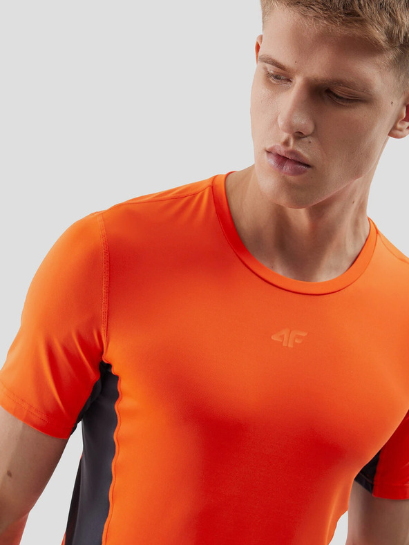 4F Pánské sportovní tričko slim z recyklovaných materiálů 4F