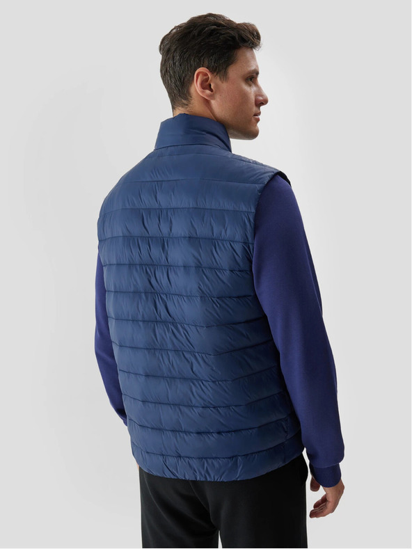 4F Pánská péřová vesta s recyklovanou výplní 4F