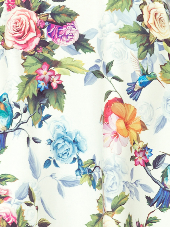 numoco Dlouhé šaty s volánkem a výstřihem - barevné růže a modré ptáky Numoco