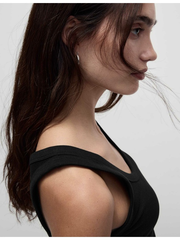 Marks & Spencer Žebrovaný tílkový top s vysokým podílem bavlny, úzký střih Marks & Spencer černá