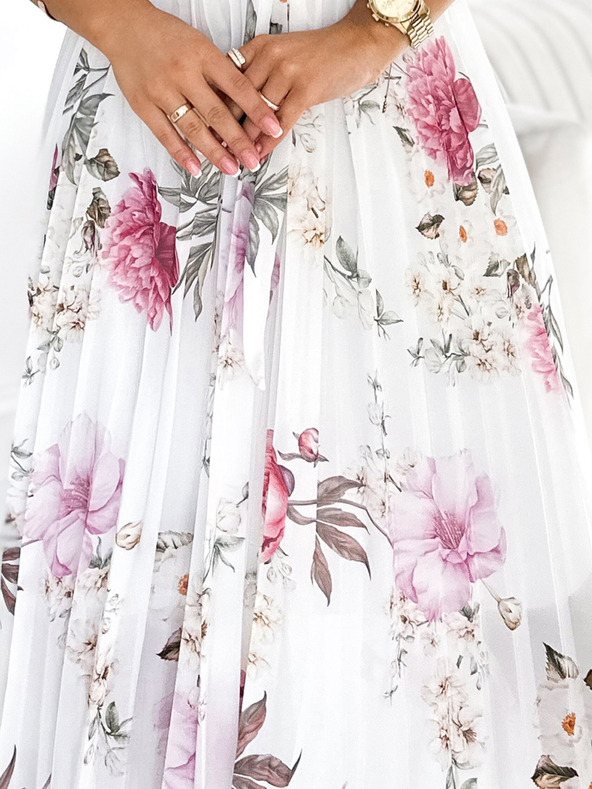 numoco Plisované midi šaty s výstřihem a volány - jarní květiny na bílém pozadí Numoco LISA