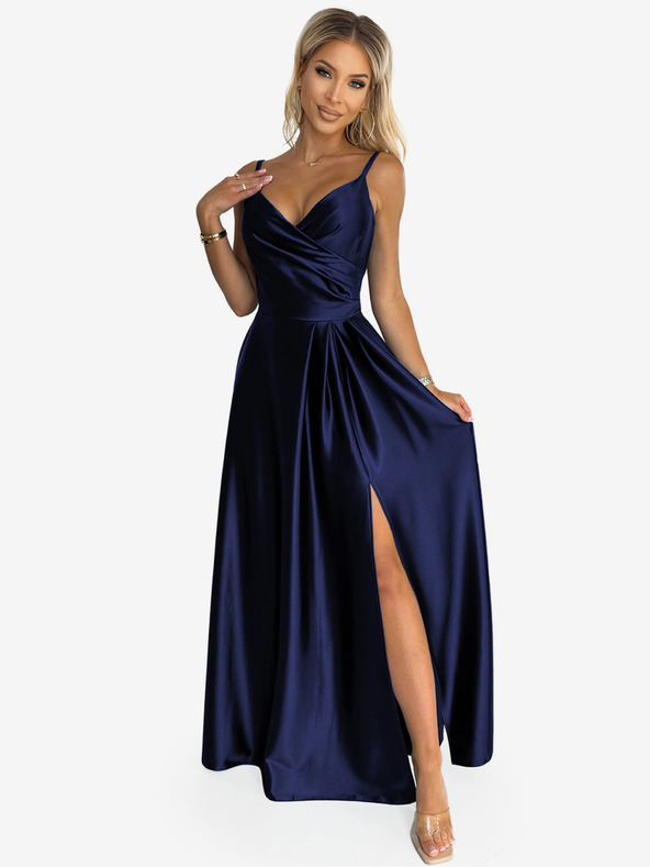 numoco Elegantní saténové maxi šaty na ramínka - tmavě modré Numoco CHIARA