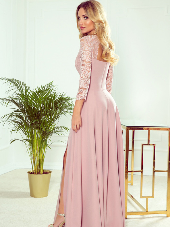numoco Elegantní krajkové dlouhé šaty s výstřihem - špinavě růžové Numoco AMBER