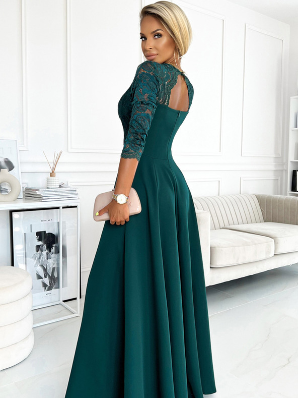 numoco Elegantní krajkové dlouhé šaty s výstřihem - zelené Numoco AMBER
