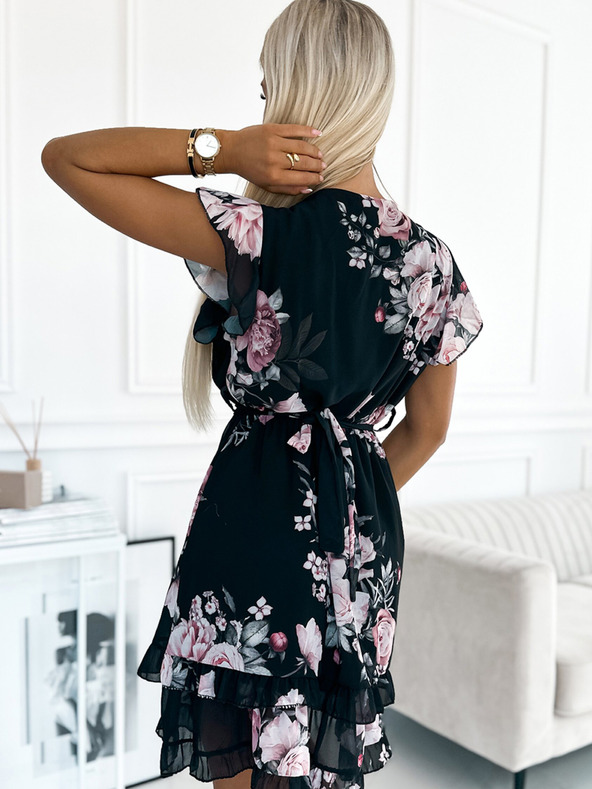 numoco Šaty s psaníčkovým výstřihem - černé s růžičkami Numoco PATRIZIA