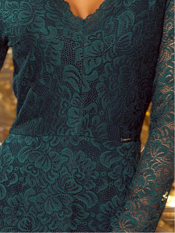 numoco Krajkové šaty s výstřihem - zelené Numoco