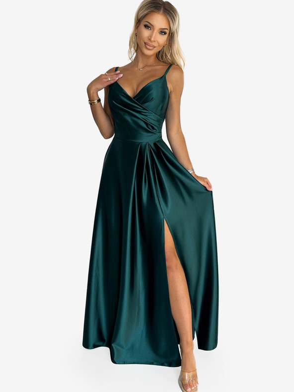 numoco Elegantní saténové maxi šaty na ramínka - zelené Numoco CHIARA