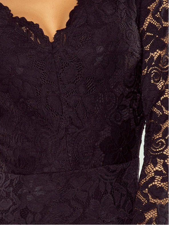 numoco Krajkové šaty s výstřihem - černá Numoco