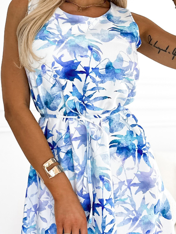 numoco Lichoběžníkové bílé šaty s modrým vzorem Numoco VICTORIA