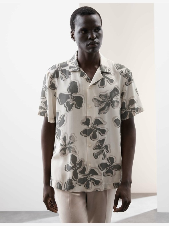 Marks & Spencer Květovaná košile s kubánským límečkem Marks & Spencer smetanová