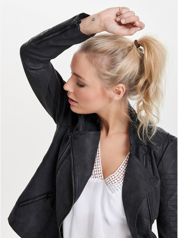 ONLY Černý dámský koženkový křivák s kapsami ONLY Biker