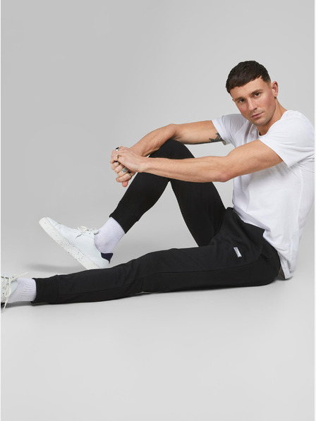 Jack & Jones Černé tepláky Jack & Jones Will